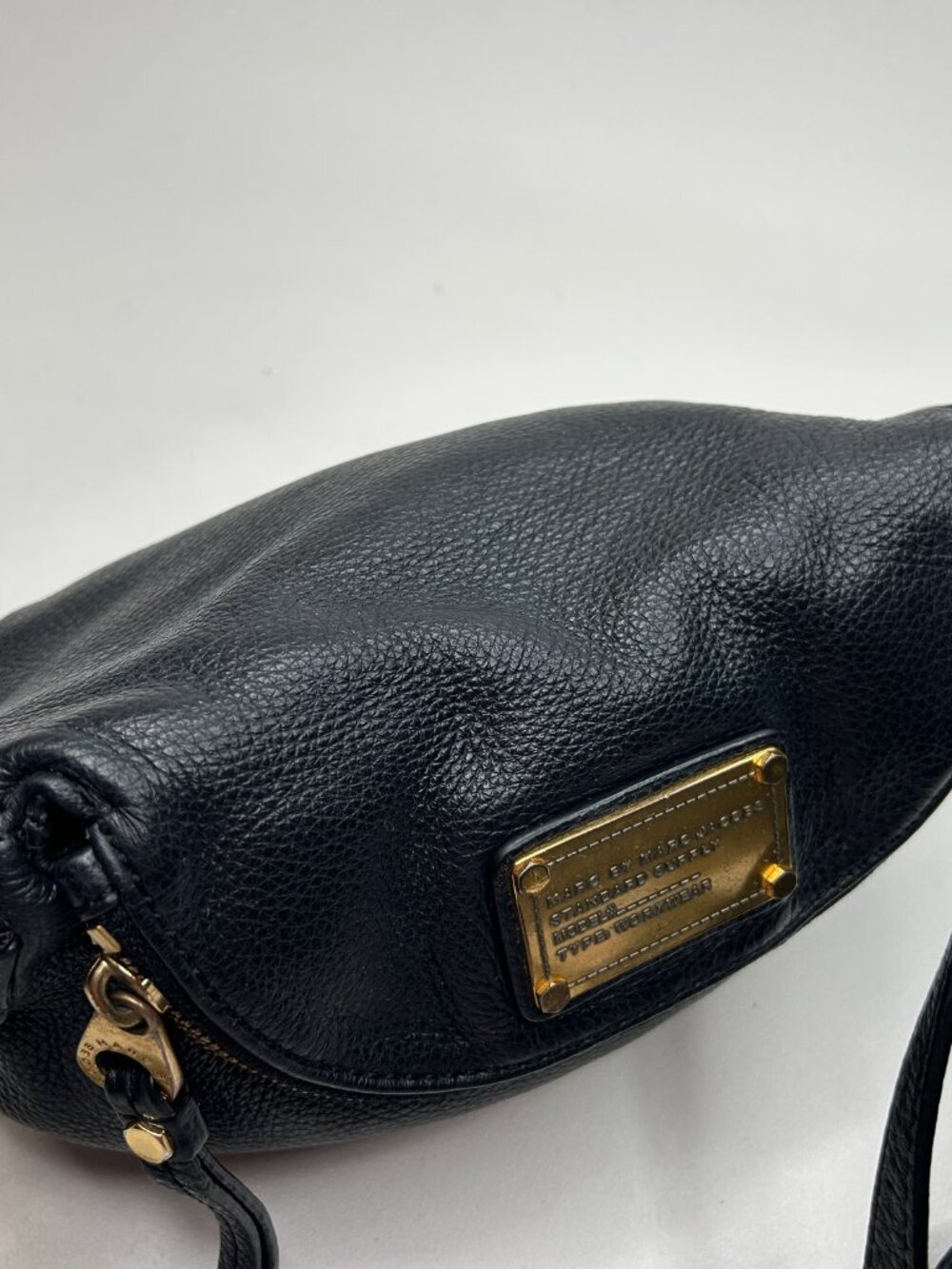 Marc by MARC JACOBS Classic Small Version Q Natasha Crossbody Black Leather Bag - Picture 5 of 12